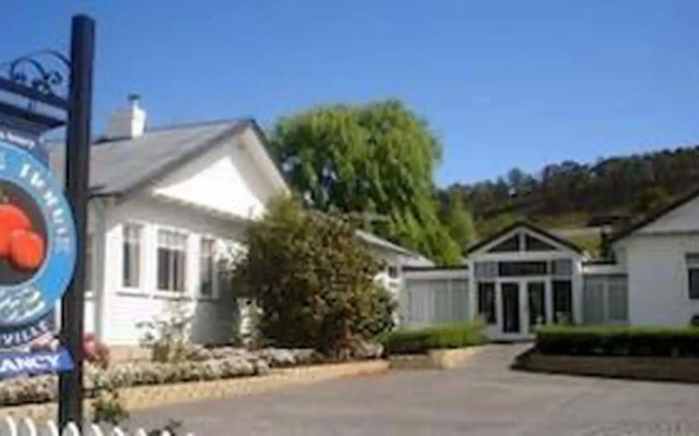 Walton House