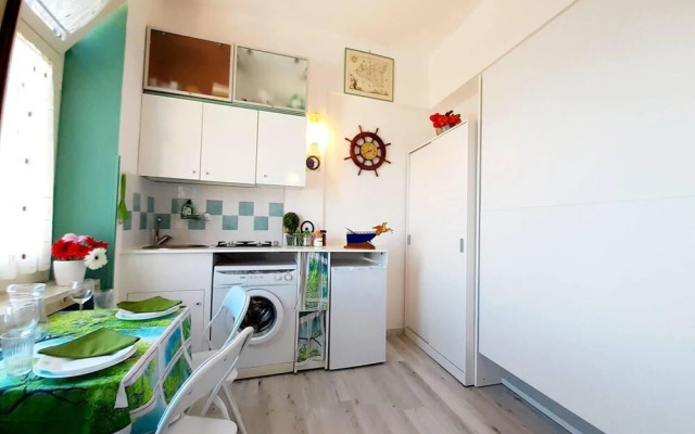 Amalfi Coast Seaside Tiny House x Solo Traveler