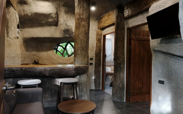 Lush Inn Phuket
