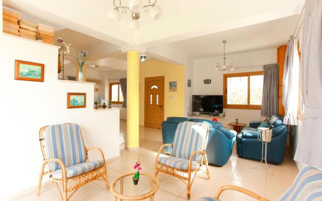 Villa Hera Argaka in Argaka