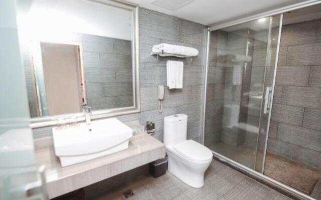 Yingfeng Hotel