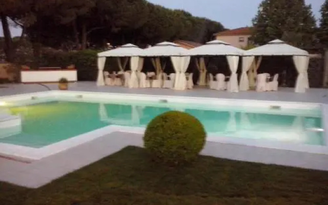 Hotel Velcamare