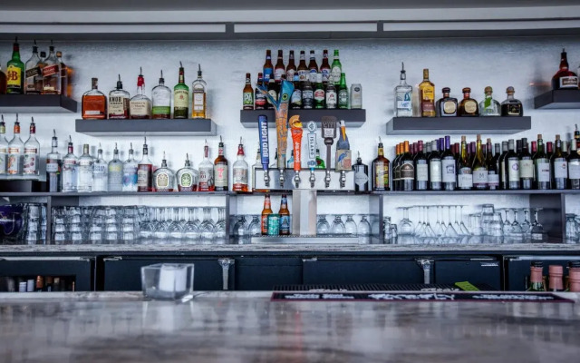 Holiday Inn Charleston Riverview by IHG