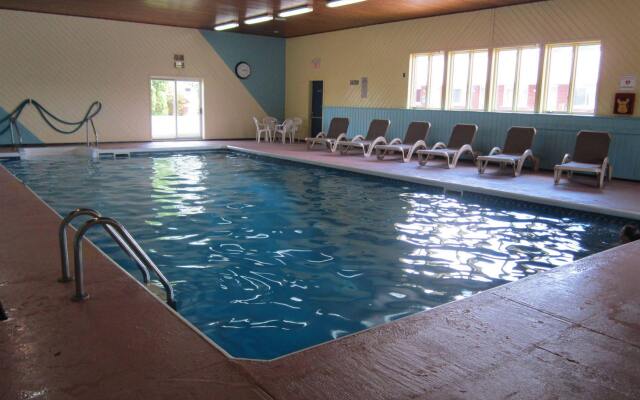 Red Pine Inn & Conference Centre