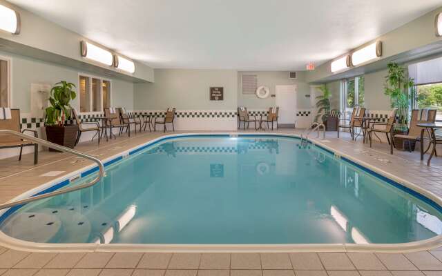 Best Western Hilliard Inn & Suites