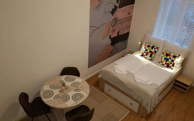 Studio Apartment for 3