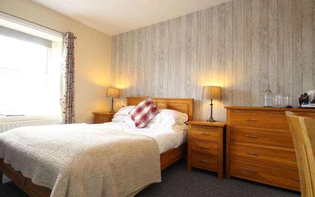 Acorn Guest House