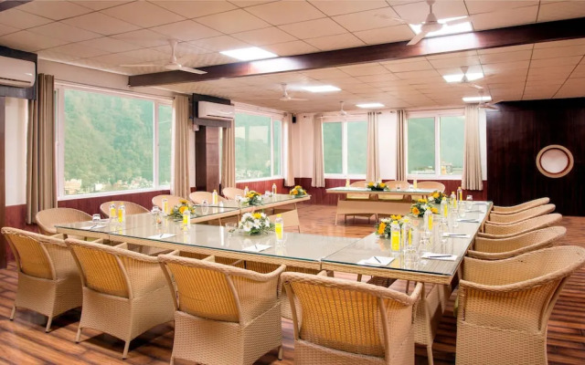 X Hotel by bloom - Rishikesh