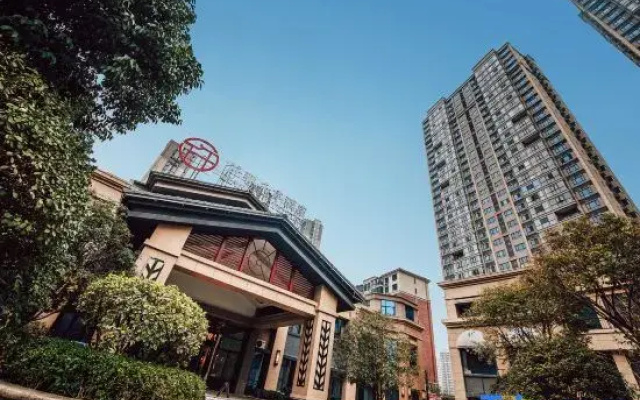 QIANNA HOTEL FINE (Pingdingshan Zhanhe District Biguiyuan)