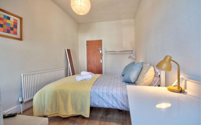 Upperton Road Guest Lodge