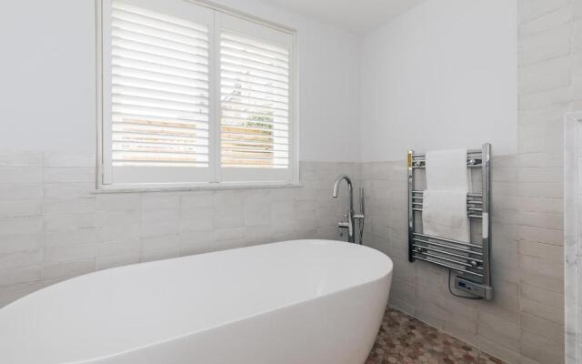 Redland Suites - Apartment 1