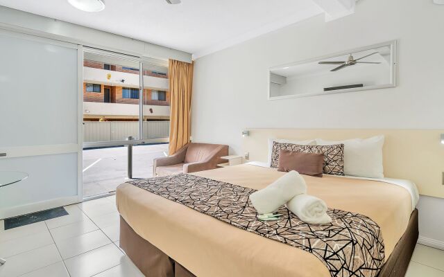 Surf Beach Motel Coffs