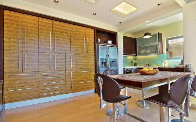 4 Bedroom Villa TakeOff in Anavyssos - BLG 69210