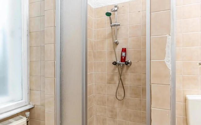 Chic Apartment - Very Central and Well Connected