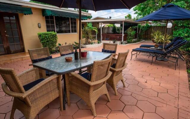 Your Cozy Spacious home with Heated Pool