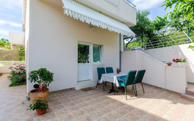 Apartments Mali Paradiso