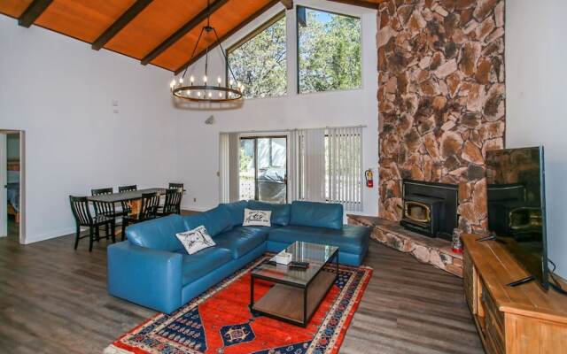 Mountain Top Retreat-1834 by Big Bear Vacations