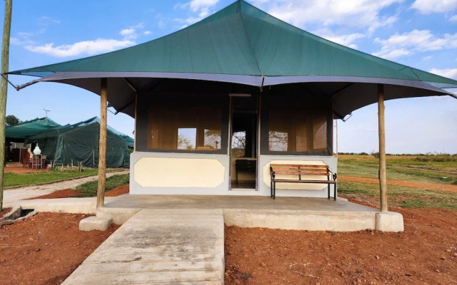 Endeem Mara Resort