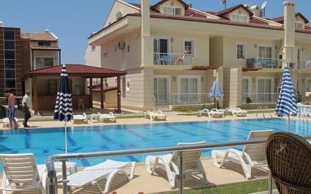 Villa CEB1 by JoyLettings