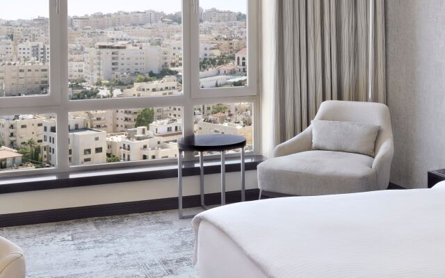 Movenpick Hotel Amman (ex Holiday Inn Amman)