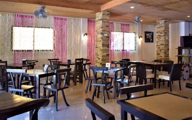 Seaslugs Travellers Inn