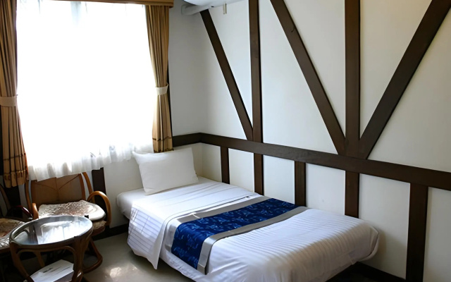 Pension Marie – Guest Rooms – Yamanakako