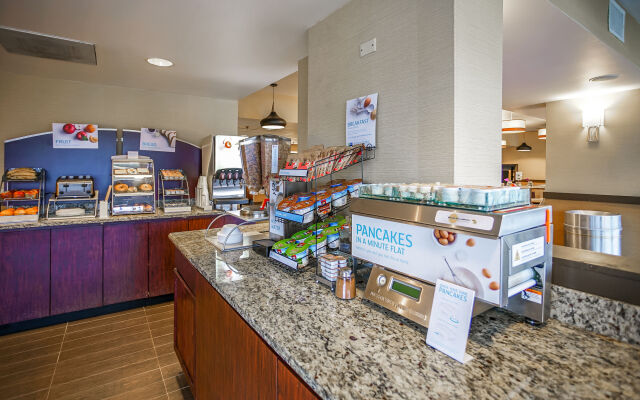 Sleep Inn & Suites