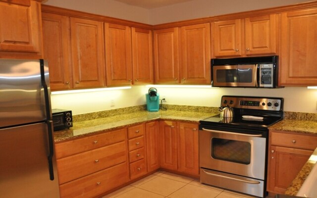 242 Bradenton Beach Club