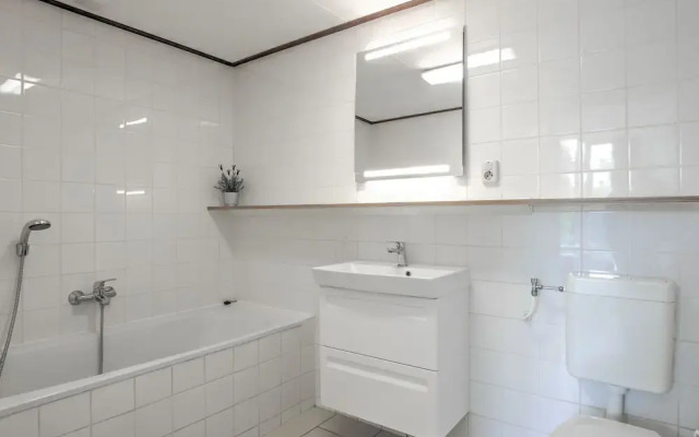 Peaceful Holiday Home in Kamperland With Private Garden