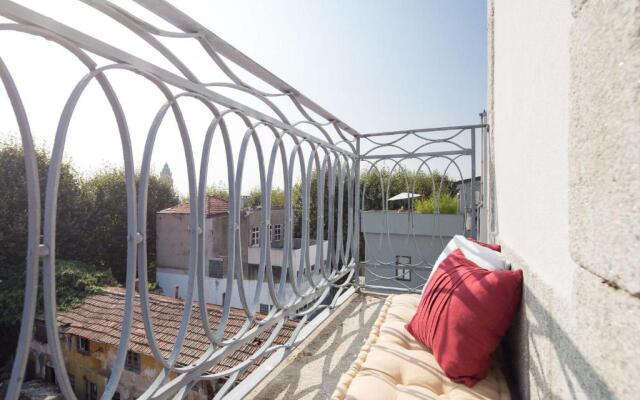 LovelyStay - Martires Boutique Flat