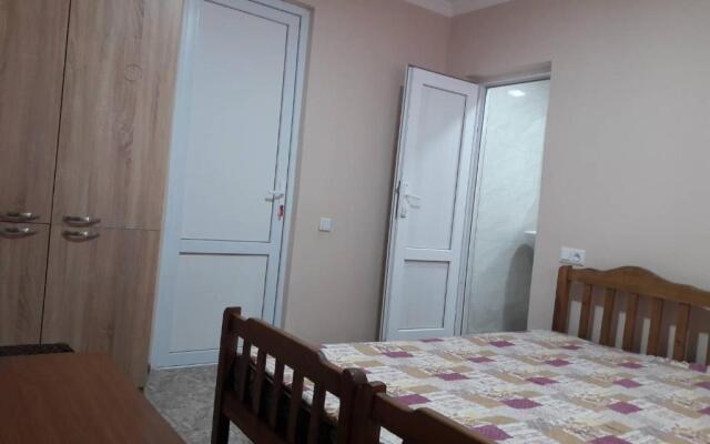 Guest House KOBULETI #788