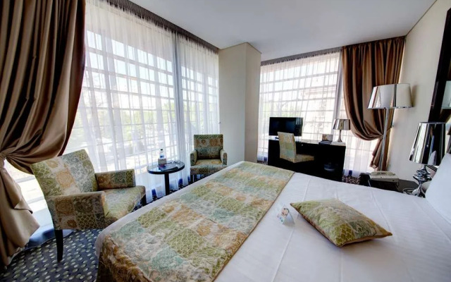 Golden Tulip