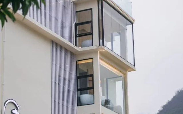 Yunyue Shanyu Homestay (Shili Gallery Yulonghe Branch)