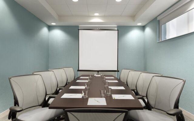 Home2 Suites by Hilton Milton Ontario