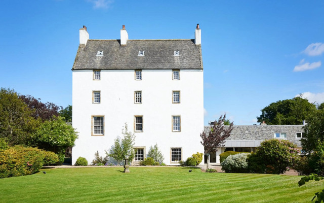 Macdonald Houstoun House