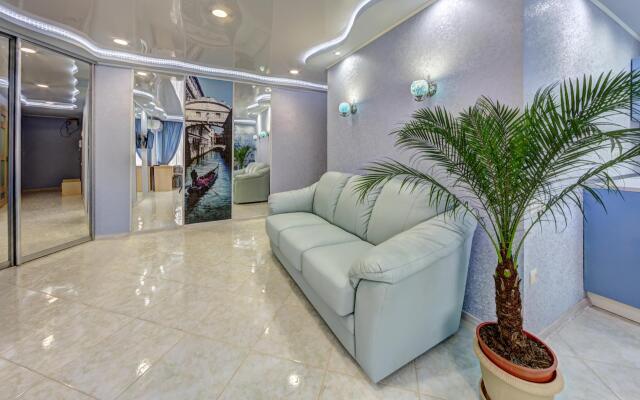 InnHome Apartments (ИннХоум) на улице Свободы 96