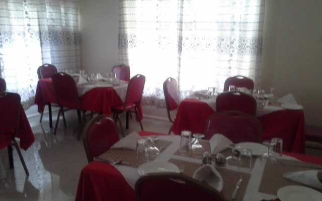 Gateway Pension Inn