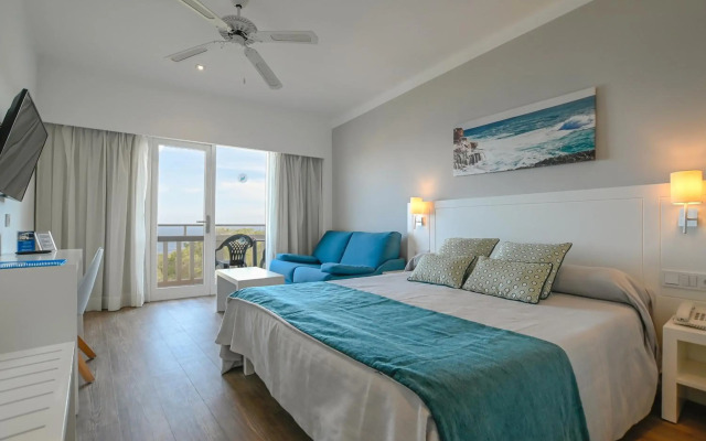 Hotel Pinos Playa