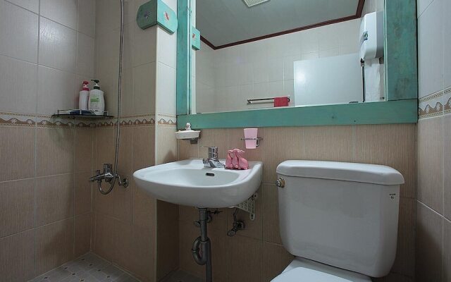 Muju Bakam Villa Pension