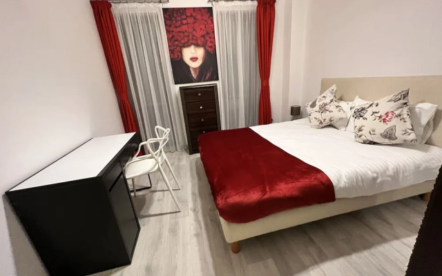 Red Hotel Riviera Suite & Lake
