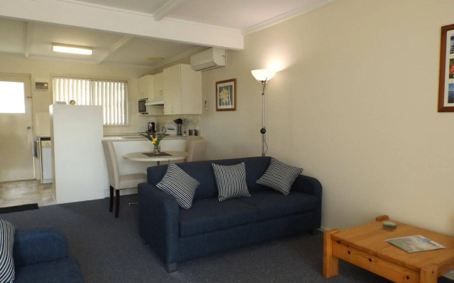 Surfside Holiday Apartments