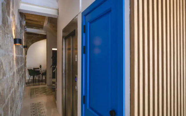 Mandera's Boutique Suites & Dorms