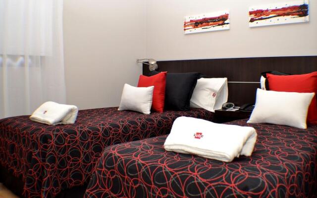 Kube Apartments Express