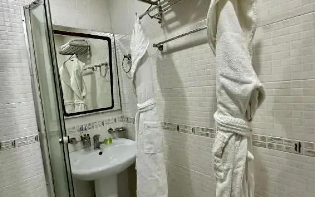 Giza Hotel