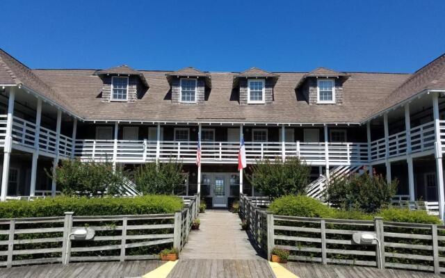 The First Colony Inn