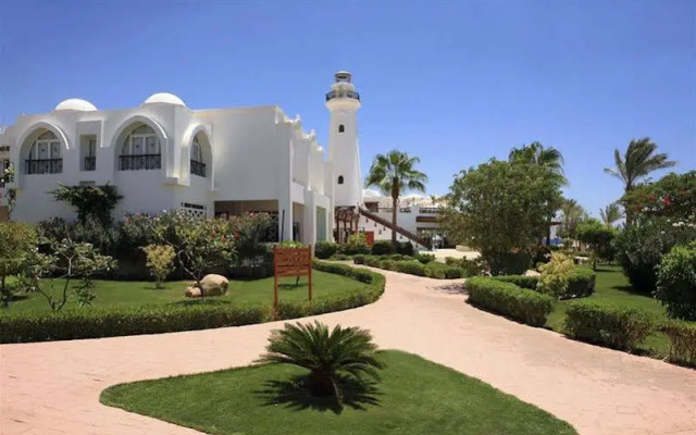 Melia Sinai