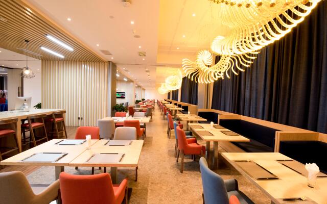 Holiday Inn Express Yinchuan Downtown by IHG