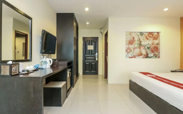NIDA Rooms Patong 232 Phang Crystal