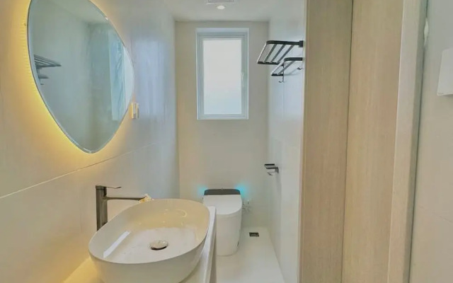 QIMeow Garden Hotel