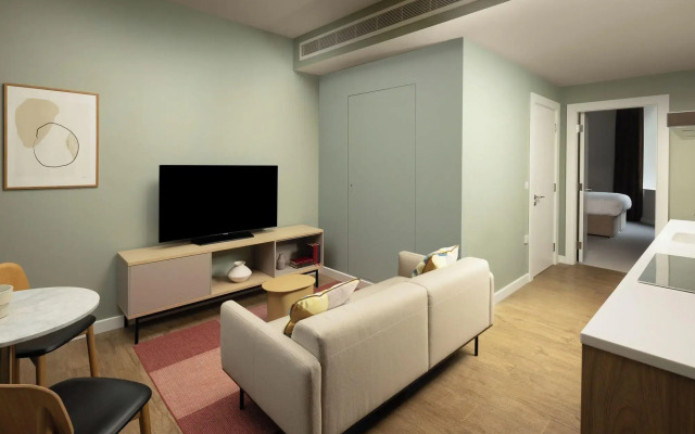 The Lincoln Suites